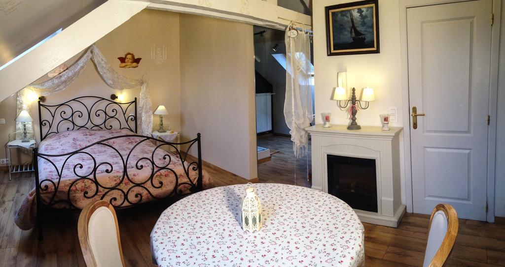 Au Gite De Binche Habitación foto
